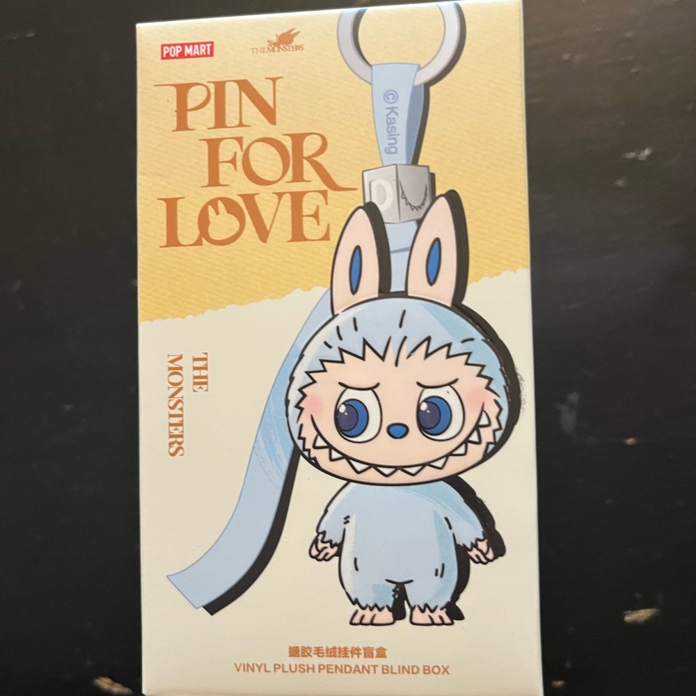 Pin For Love “G”